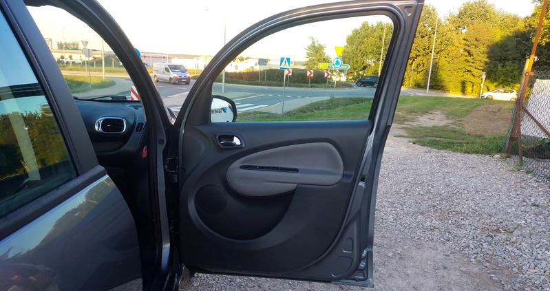 Citroen C3 Picasso cena 17900 przebieg: 220000, rok produkcji 2010 z Żychlin małe 92